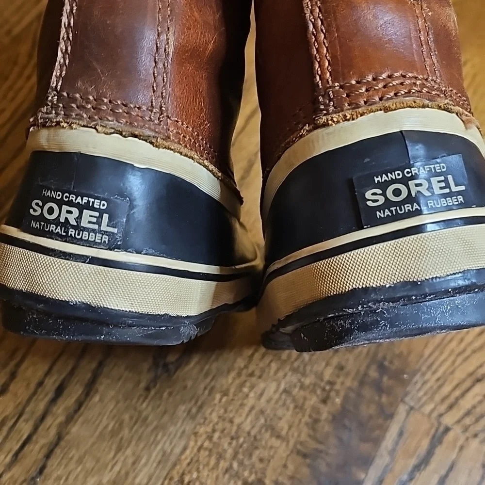 Sorel durable lace